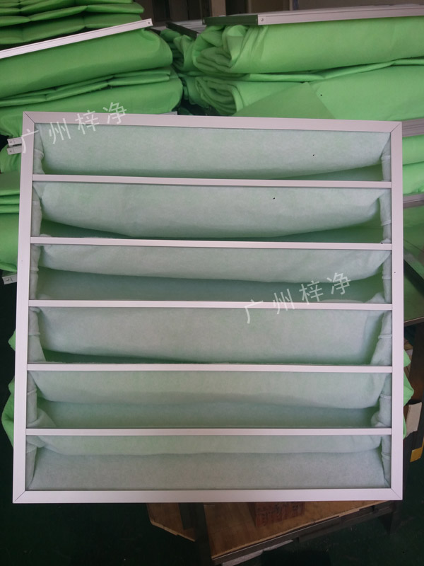 過濾棉袋式初效過濾器采用G4等級過濾棉制作,過濾精度為5um。